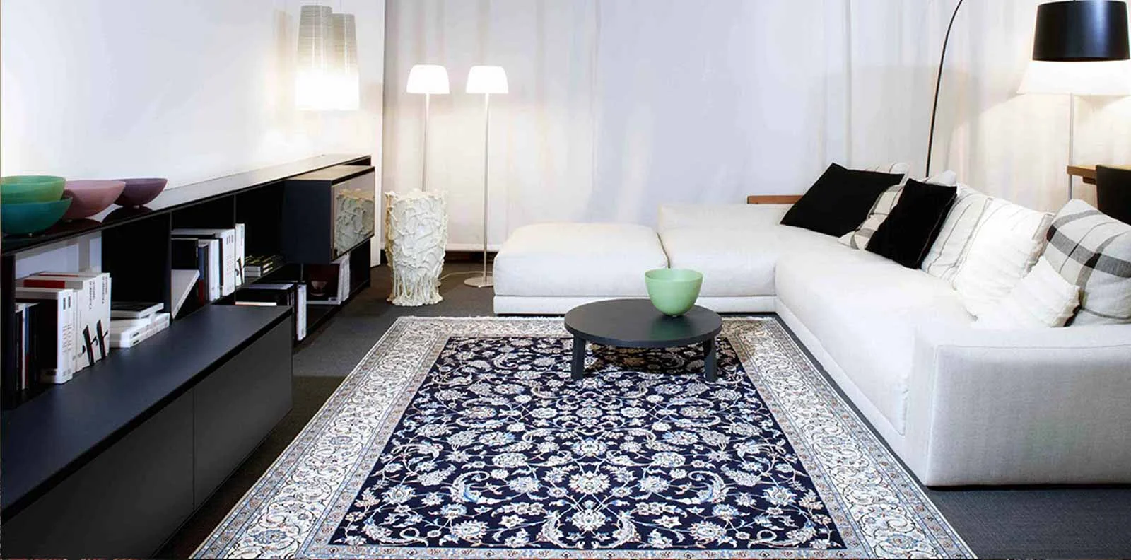 Handmade Carpets in Delhi - Kashmiri Rugs