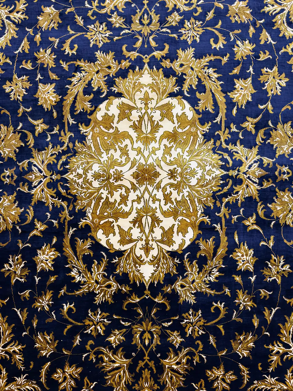 Handmade Kashmir Pure Silk  (Navy Blue) 4 x 6 ft Hand Knotted